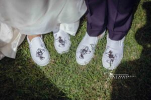 In un matrimonio scarpe particolari Fotografia Fabio Marcangeli